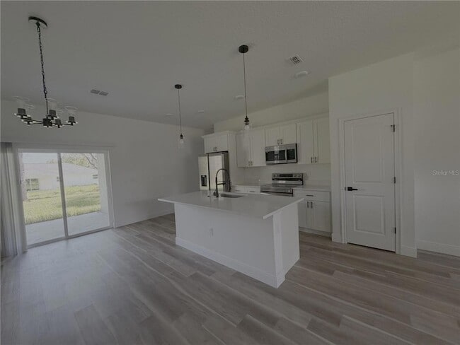 Building Photo - 5221 SW 115th Loop