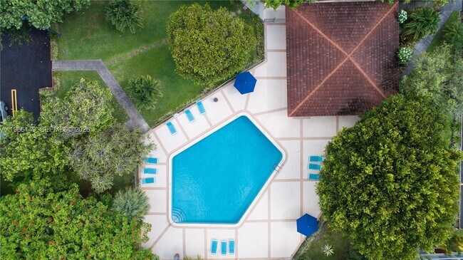 Building Photo - 7720 Camino Real