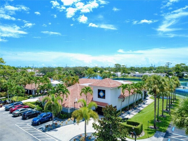 Building Photo - 2549 Egret Lake Dr