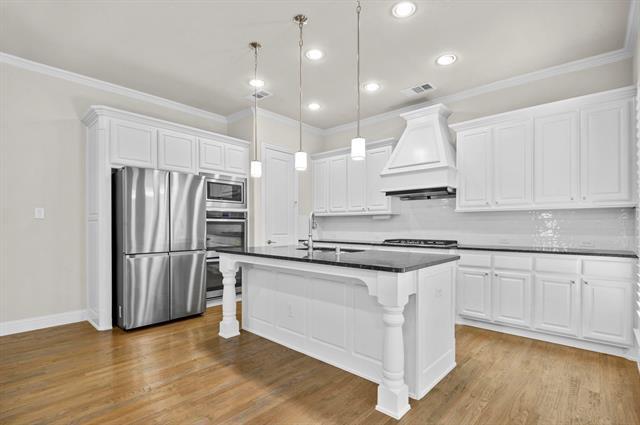 Building Photo - 2708 Deansbrook Dr