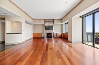 Building Photo - 200 Old Palisade Rd