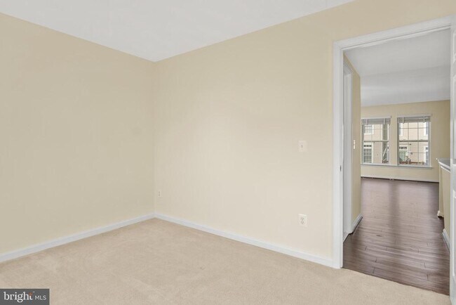 Building Photo - 4384 Sutler Hill Square
