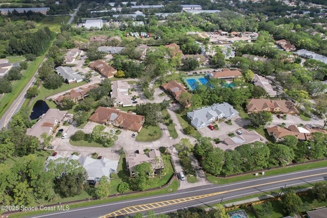 Building Photo - 9012 Scarsdale Ct