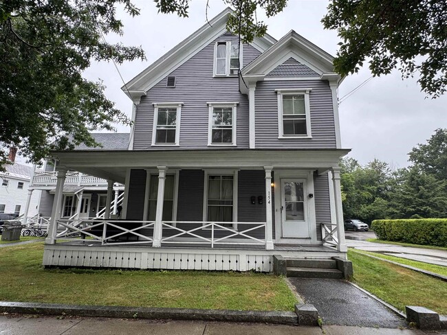 Building Photo - 154 Washington St