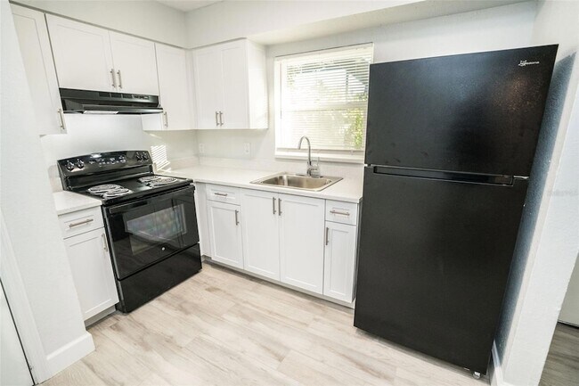 Building Photo - 11314 N 52nd St