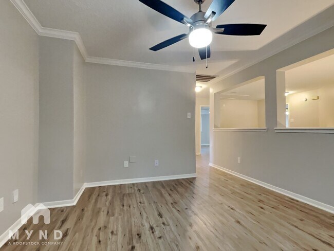 Building Photo - 3707 Lauderwood Ln