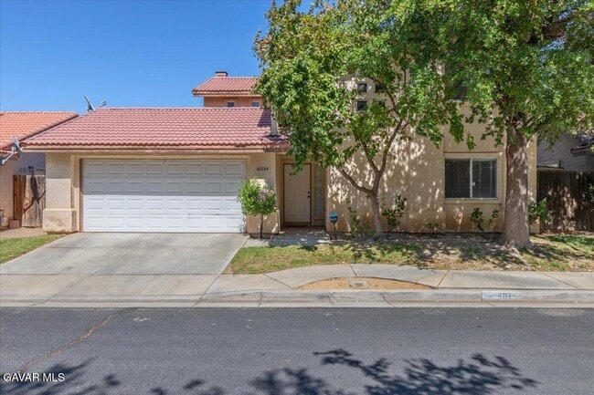 Building Photo - 40144 Cantara Dr
