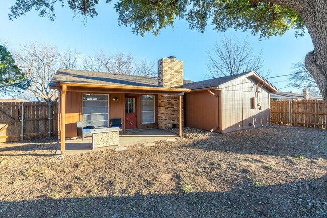 Building Photo - 5457 Blue Quail Dr