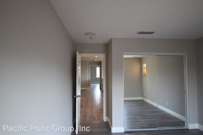 Building Photo - 5 br, 2.5 bath House - 2731 Zinfandel Ct