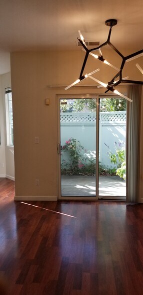 Building Photo - 1520 Adeline St