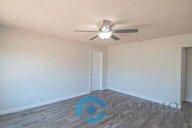 Building Photo - 6311 Inman St