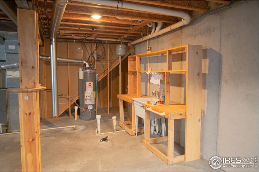 Building Photo - 1371 Saginaw Pointe Dr