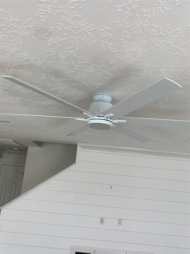 Building Photo - 2915 Beacon Grove St