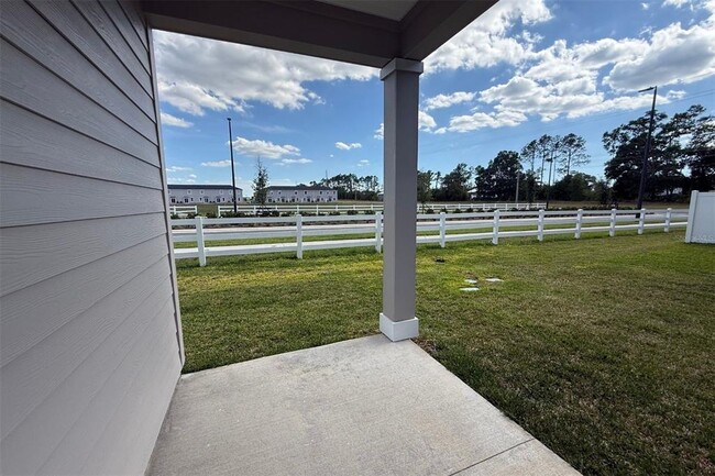 Building Photo - 4939 SW 81st Lp