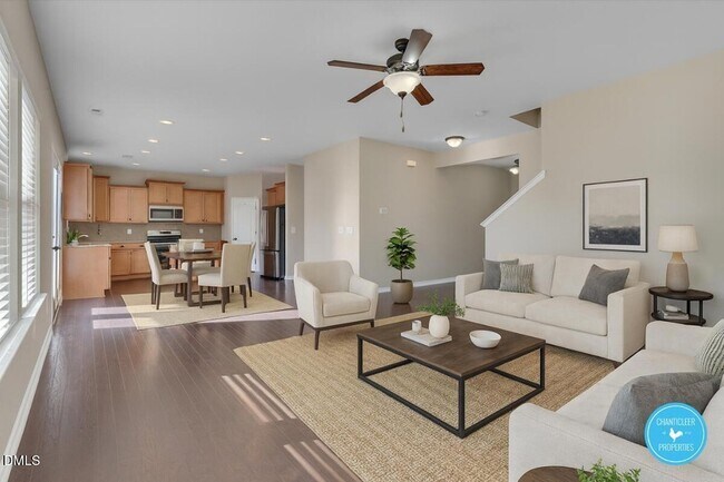 Building Photo - 831 Ember Dr