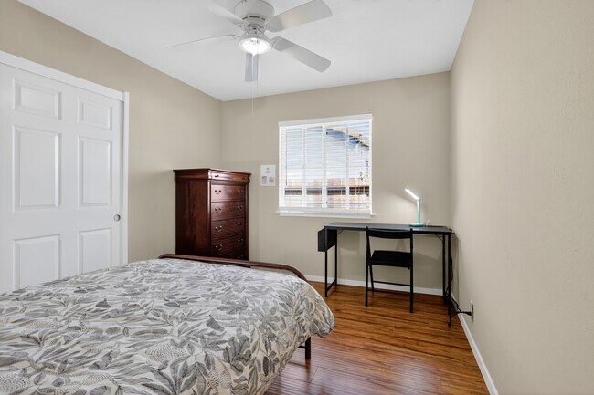 Building Photo - 4790 Discovery Point