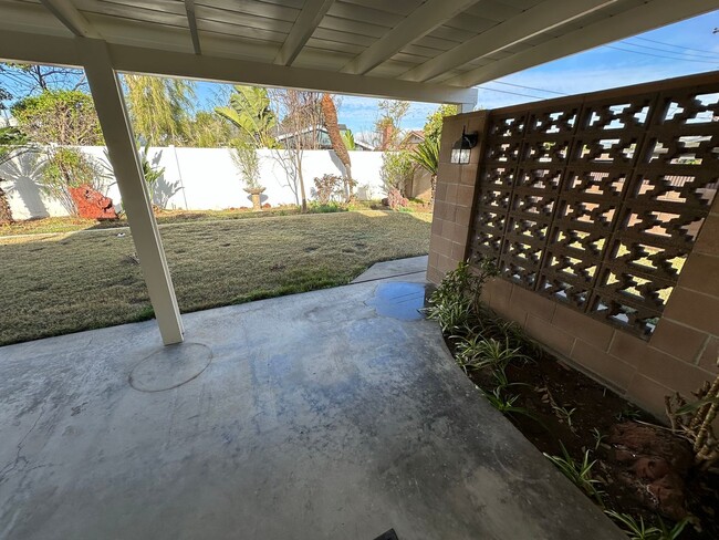 Building Photo - Bright & Spacious 3-Bedroom Home in Prime ...