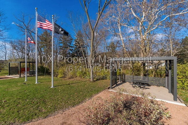 Building Photo - 8235 Goldsmith Dr
