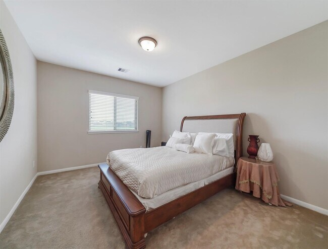 Building Photo - 4919 Blackwater Ln