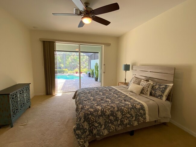 Building Photo - 10730 Cetrella Dr