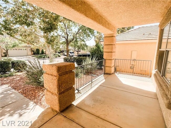 Primary Photo - Coming Soon 8/1/25 - Beautiful Summerlin P...