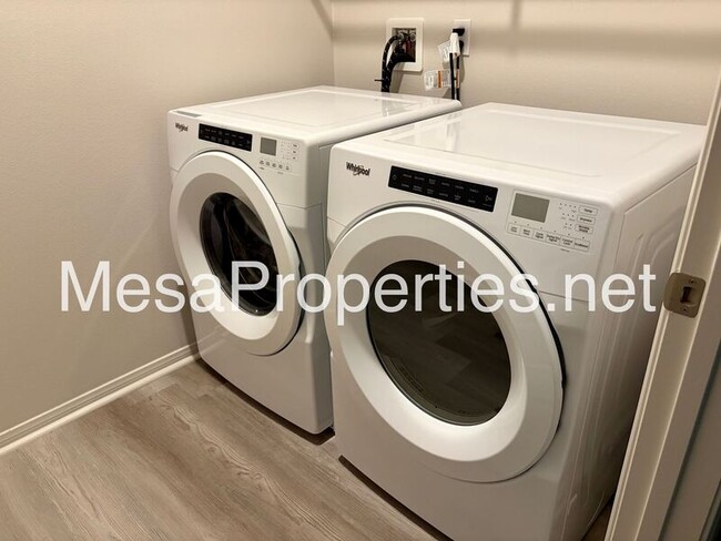 Building Photo - 1501 Stratus Dr