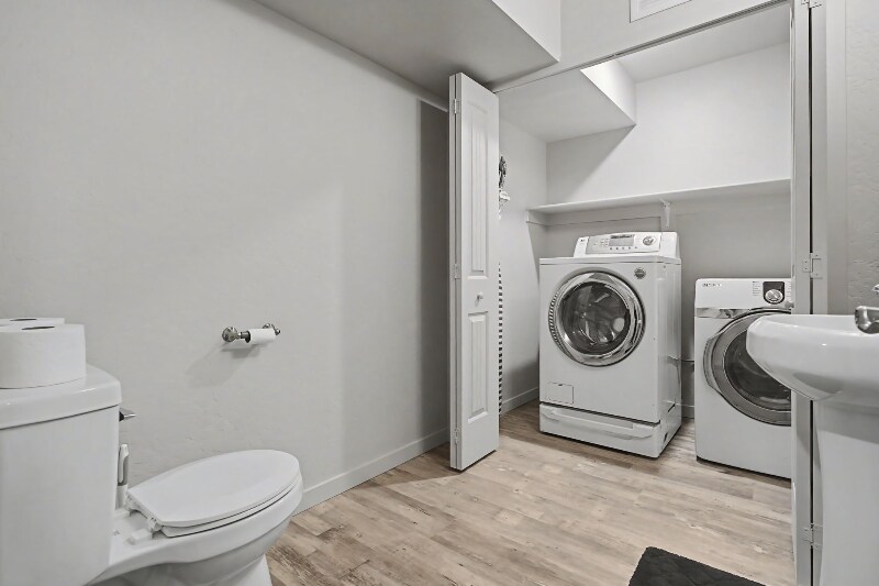 Building Photo - 2350 Canon Ave