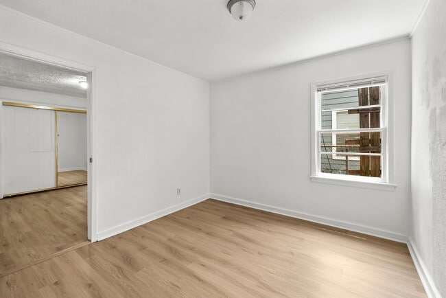 Building Photo - Charming 3 Bedroom, 2 Bathroom house
