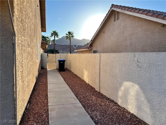 Building Photo - 830 Woodtack Cove Way