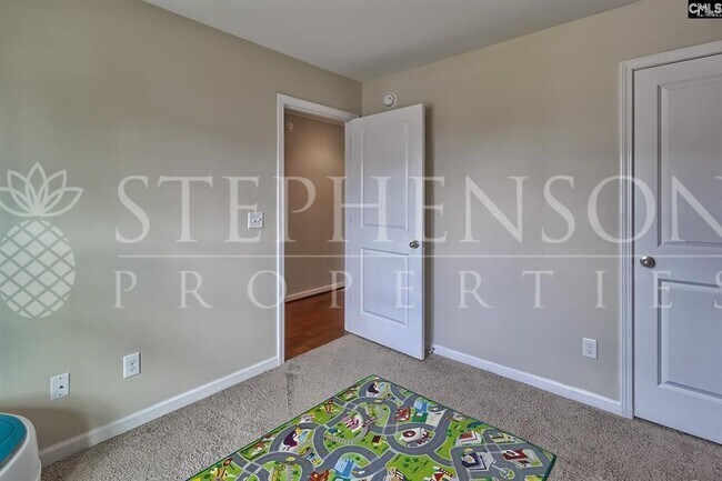 Building Photo - 433 Riglaw Cir