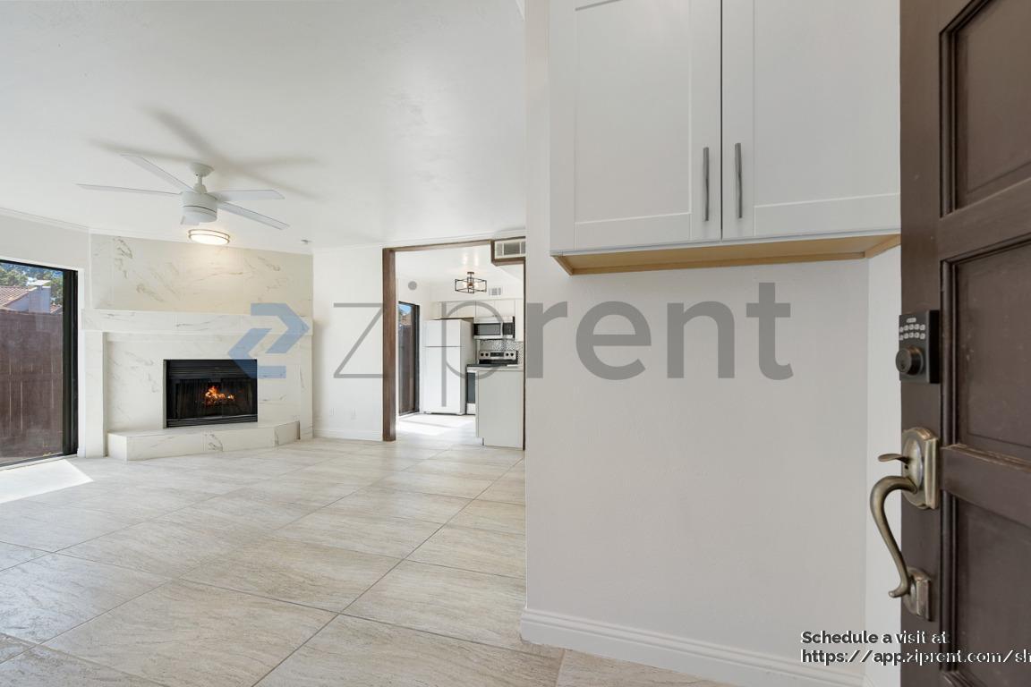 Building Photo - 14800 Enterprise Dr