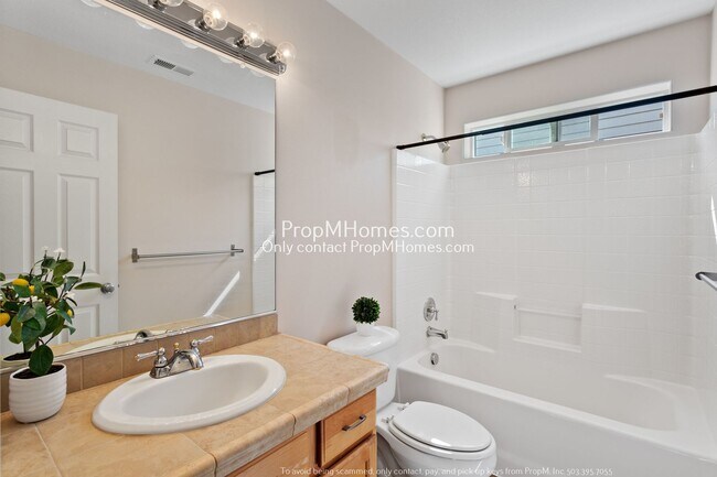 Building Photo - Four Bedroom Home with Amazing Views in Bull Mountain! DEPOSIT SPECIAL