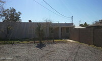 Building Photo - 114 E Blacklidge Dr