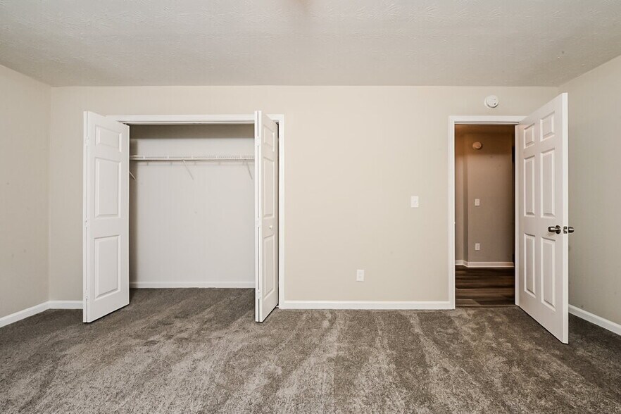 Building Photo - 1325 Carney Ct