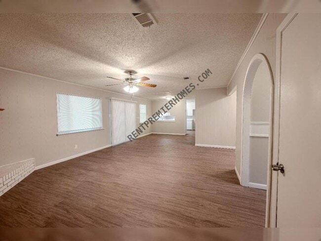 Building Photo - 2315 Koko Dr