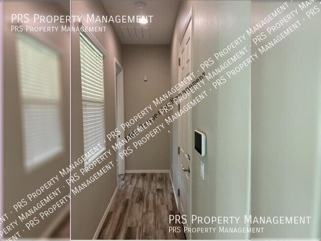 Building Photo - 4225 E Ronald St