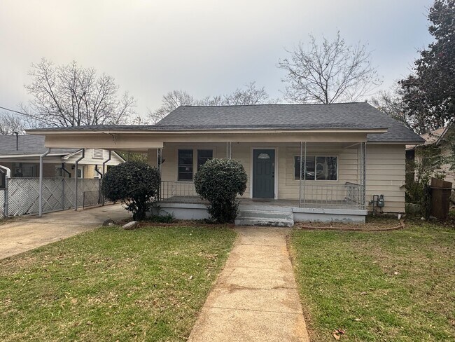 Primary Photo - 117 Gardner St