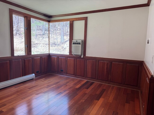 Building Photo - 4-Bedroom 3-Bath House in Quechee