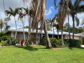 Building Photo - 3 BEDROOM 2 BATH CONVENIENTLY LOCATED WITH A TROPICAL OASIS IN THE BACK YARD!