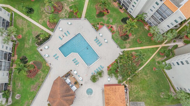 Building Photo - 3940 Inverrary Blvd