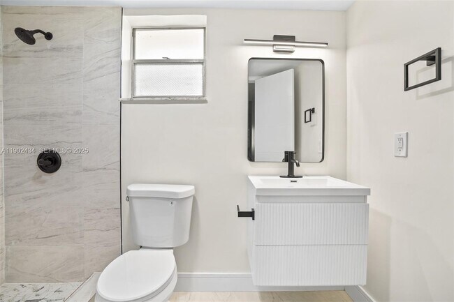 Building Photo - 2820 NE 201st Terrace