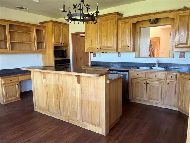 Building Photo - 427 Grover Dallas Rd