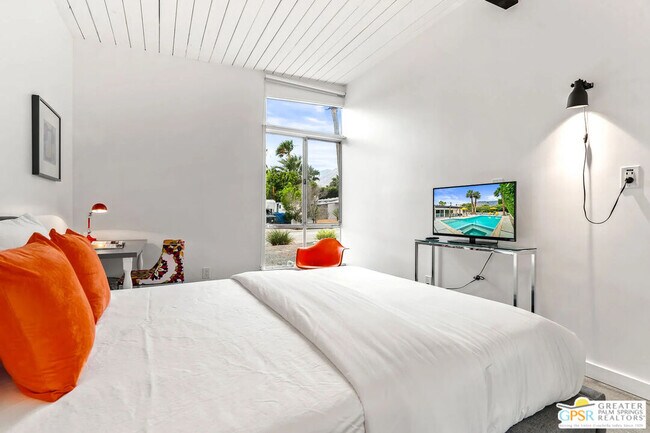 Building Photo - 400 E Glen Cir S