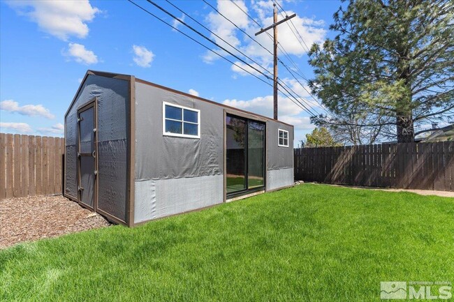 Building Photo - 990 Akard Dr
