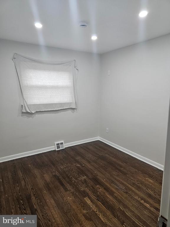 Building Photo - 7822 Anita Dr