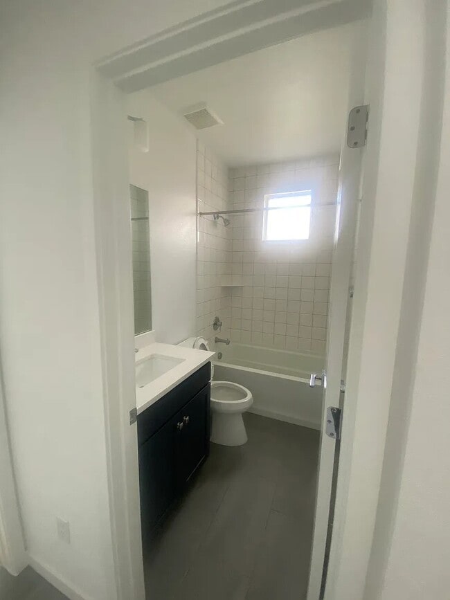 Building Photo - 11066 Shining Star Cir