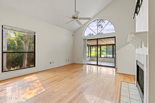 Building Photo - 10538 Broomsedge Ct