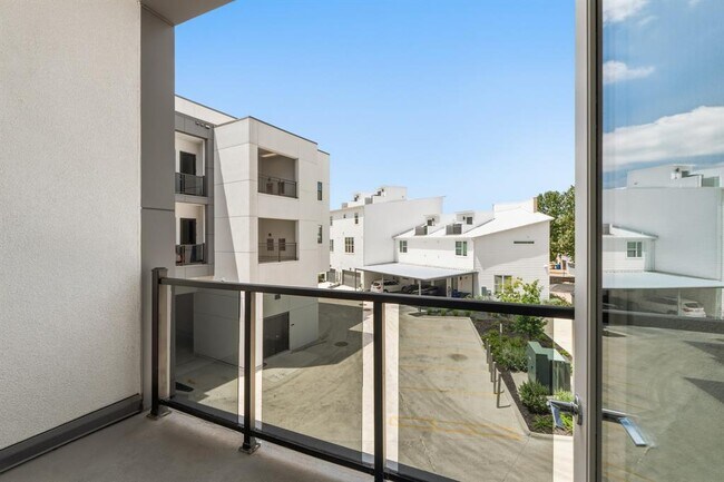 Building Photo - 3900 Berkman Dr