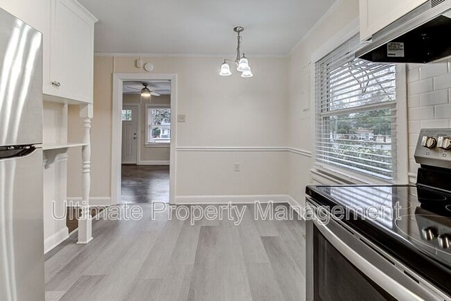 Building Photo - 161 Brentwood Dr