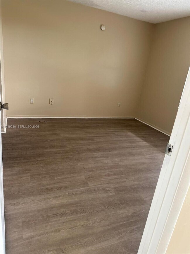 Building Photo - 4481 W McNab Rd